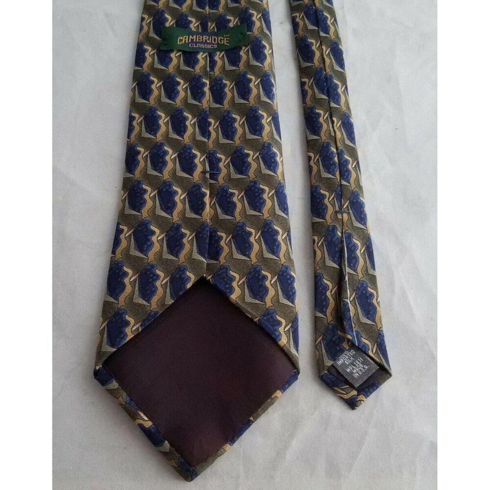 Cambridge Classics 100% Imported Silk Tie Geometric Green Blue 60" - Picture 3 of 5
